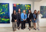La Defensora Regional y la jefa de Estudios de la DRMN junto a al equipo de mediaci&oacute;n penal. 