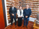 Saludos protocolar autoridades de la defensor&iacute;a al alcalde de Mejillones, Marcelino Carvajal Ferreira