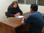 La Defensora regional escucha las consultas de un interno de la c&aacute;rcel de Natales 