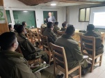 El abogado adem&aacute;s revis&oacute; las condiciones de uso de la fuerza y los principios que la justifican. 