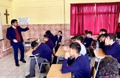 El defensor juvenil enfatiz&oacute; que "deben tener cuidado con ciertas conductas que han normalizado y pueden convertirse en falta o delito". 
