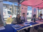 Consultas jurpidicas diversas recibieron los postulantes a cargo del stand de la DRMS en La Pintana