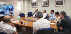 En Santiago, el Defensor Nacional encabez&oacute; la videoconferencia junto a todos los directivos nacionales.