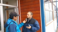 El Defensor Regional en entrevista con Narciso Nahuelqu&iacute;n, para radio Estrella del Mar de Melinka.