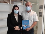 La Defensora Regional Loreto Flores hizo entrega de documento con los desaf&iacute;os institucionales 