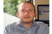 Fernando Acu&ntilde;a, Defensor Regional de Ays&eacute;n.