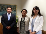 La defensora Viviana Castel y el abogado Eduardo Camus, saludaron a la presidenta de la ICA de San Miguel, ministra Ana Mar&iacute;a Cienfuegos.