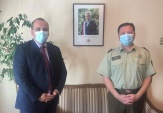El Defensor Regional (S) Antonio Guerra realiza visita protocolar al reci&eacute;n nombrado Prefecto Coronel de &Ntilde;uble Marco Loyola 