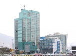 El Edificio Costanera, en cuyos segundo y tercer piso se ubican las oficina de la Defensor&iacute;a Regional de Tarapac&aacute;.
