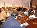 El Defensor Regional de Tarapac&aacute; exponiendo en la reuni&oacute;n del CORE de esa regi&oacute;n.