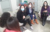 Defensora Regional Daniela B&aacute;ez, directora regional de Sename Carla Leal y defensora Patricia Cisternas dialogan con adolescentes privadas de libertad