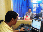 Marco Montero visit&oacute; los estudios de radio "Libertad". 
