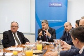 El Defensor Nacional le explica al ministro el funcionamiento del Proyecto Inocentes. 