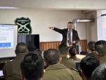 Jefe de Estudios Boris Hrzic expuso ante efectivos de la Segunda Comisar&iacute;a de Puerto Montt
