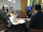 Las c&aacute;psulsa fueron emitidas en vivo a trav&eacute;s de Capissima (104.9 del dial FM) y de su p&aacute;gina web en Capissima Multimedial v&iacute;a streaming. 
