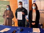 Las defensoras regionales Loreto Flores y Daniela B&aacute;ez suscribieron convenio con Gendarmer&iacute;a