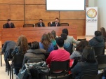 El El defensor Maldonado integr&oacute; la mesa panel junto al fiscal Eugenio Campos y el director regional del Sename Christian Gallardo.
