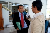 El defensor p&uacute;blico Cristi&aacute;n Ot&aacute;rola esgrimi&oacute;  uso desproporcionado de medios por parte de carabineros