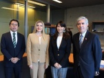 La SEREMI de Justicia carolina Lav&iacute;n, visit&oacute; las dependencias de de la DRMS, reuni&eacute;ndose con la Defensora Regional Viviana Castel 