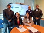 La Defensora Regional Loreto Flores junto con la Directora Ejecutiva de Lymas, Ximena Medina,  valoraron el convenio suscrito