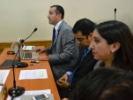 El defensor penal p&uacute;blico Sergio Zenteno interviene con su alegato de cierre.