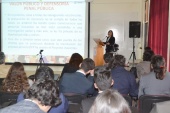 Alrededor de un centenar de asistentes participaron en la exposici&oacute;n de la Defensora Regional de Coquimbo